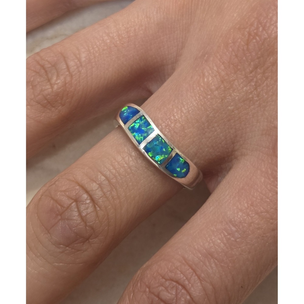 Vintage Sterling Silver‎ & Blue Opal Wave Ring Size 8